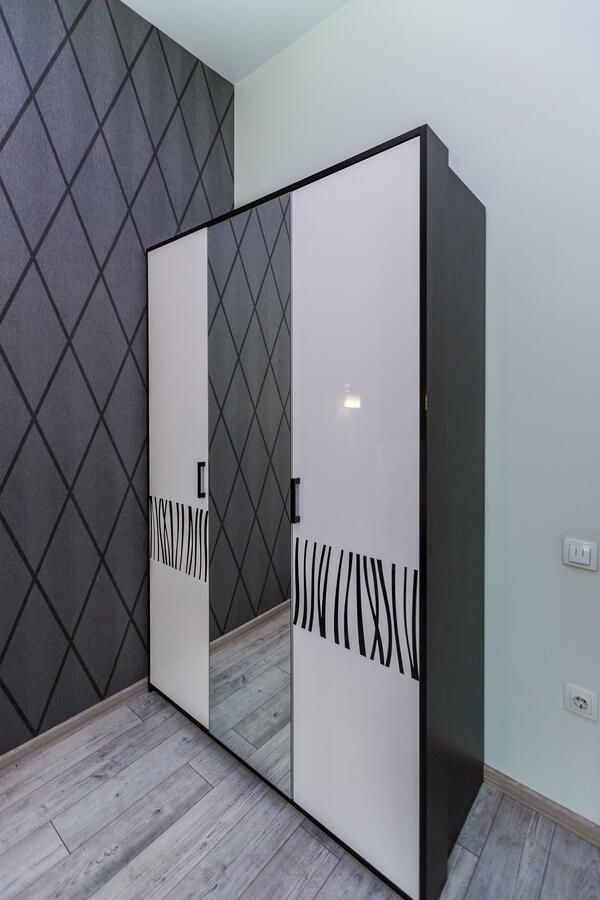 Апартаменты 8 Svyatoho Teodora Square Apartments Львов-12