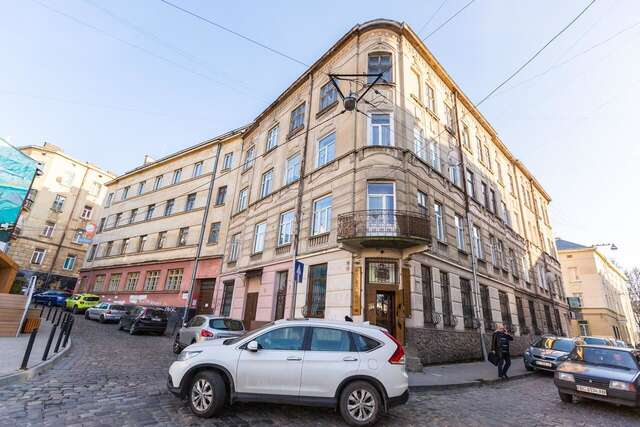 Апартаменты 8 Svyatoho Teodora Square Apartments Львов-30