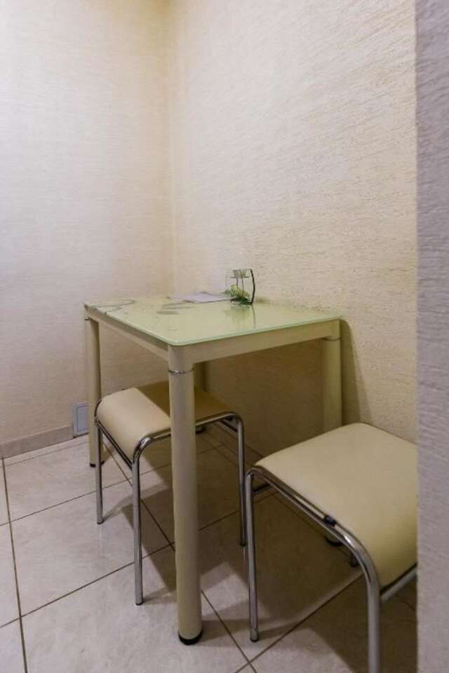 Апартаменты 8 Svyatoho Teodora Square Apartments Львов-42